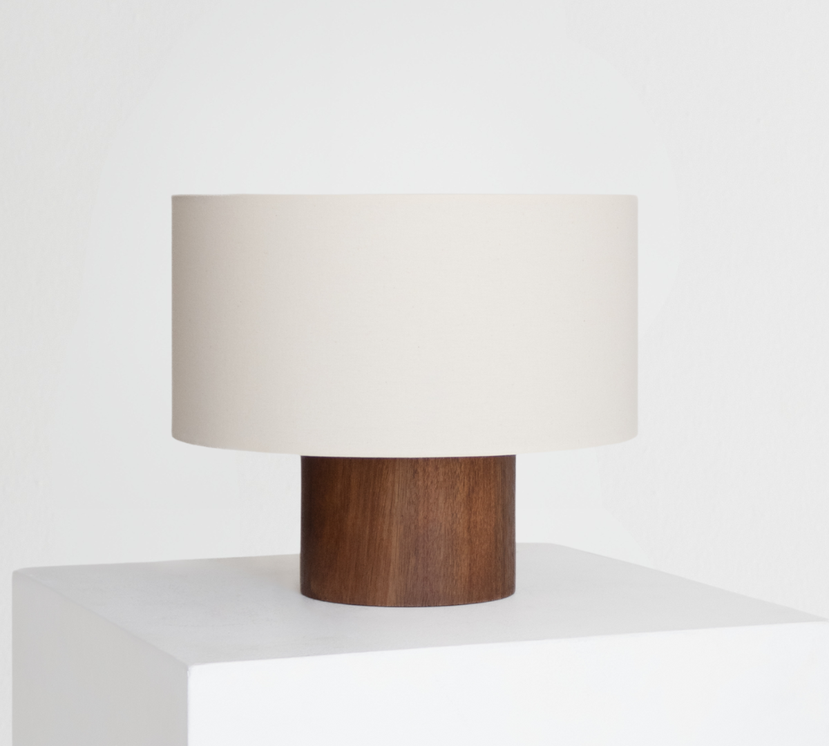 Oliver Table Lamp