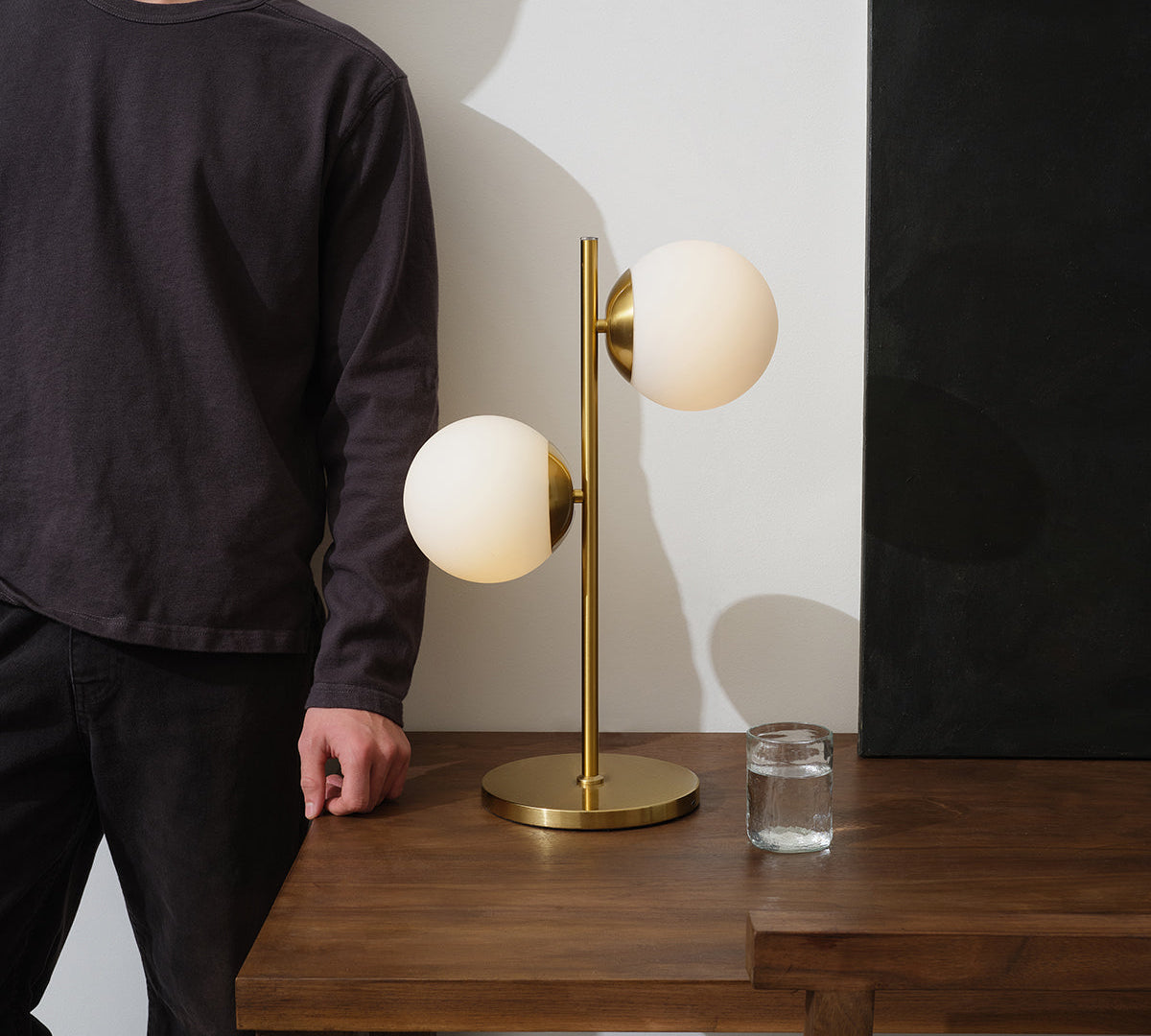 Sphere Table Lamp