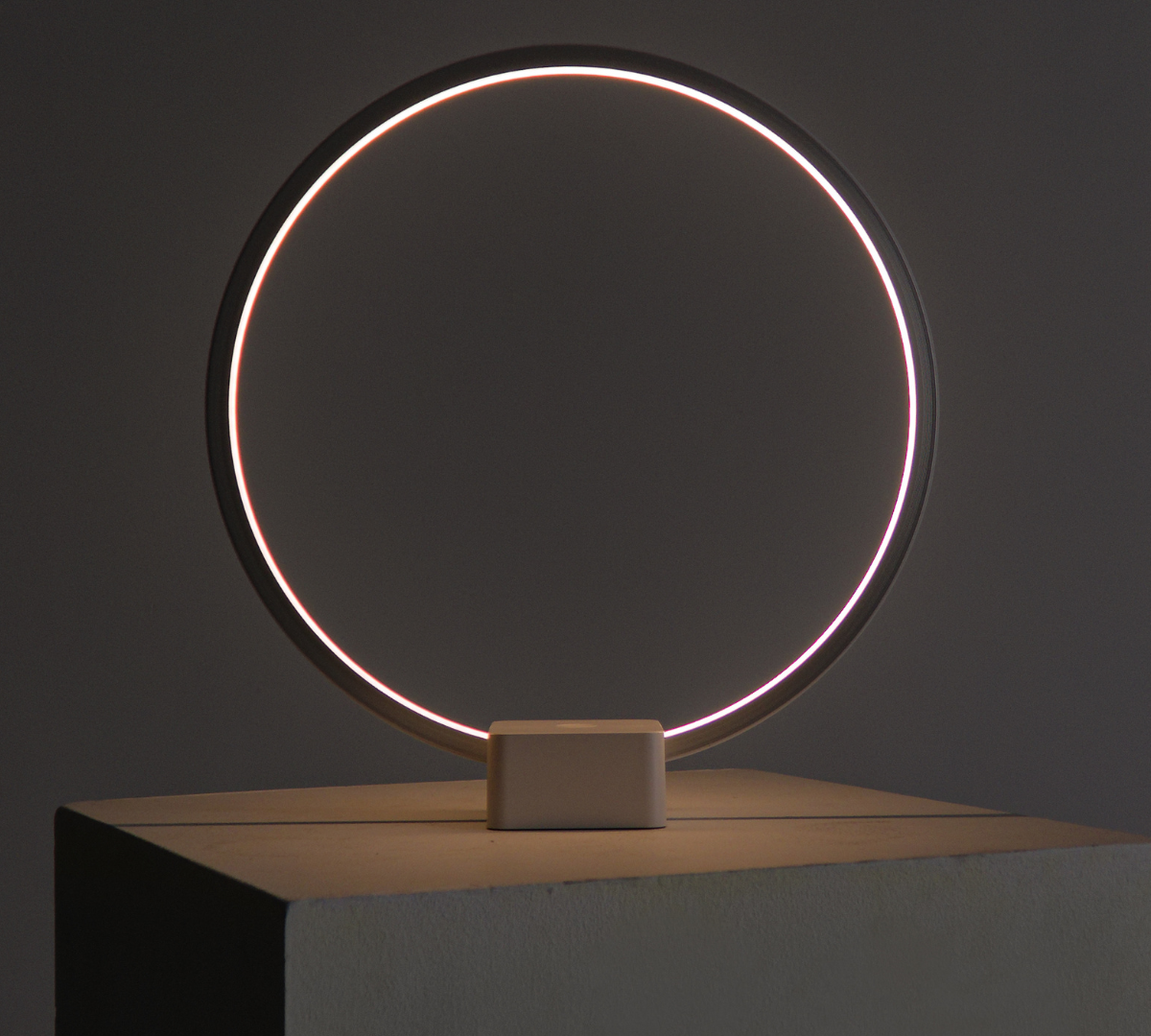 Circle Table Lamp