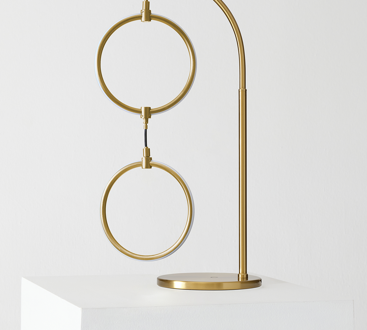 Nova Table Lamp