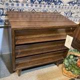 A.R.T. Furniture Epicenters 3-Drawer NIGHTSTAND 32w20d30h