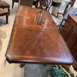 Ashley Furniture Harwinton Rectangular w/ 18" Leaf DINING TABLE 88w42d30h