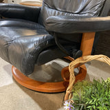 Stressless Ekornes Leather Recliner RECLINERS Black 34w25d39h