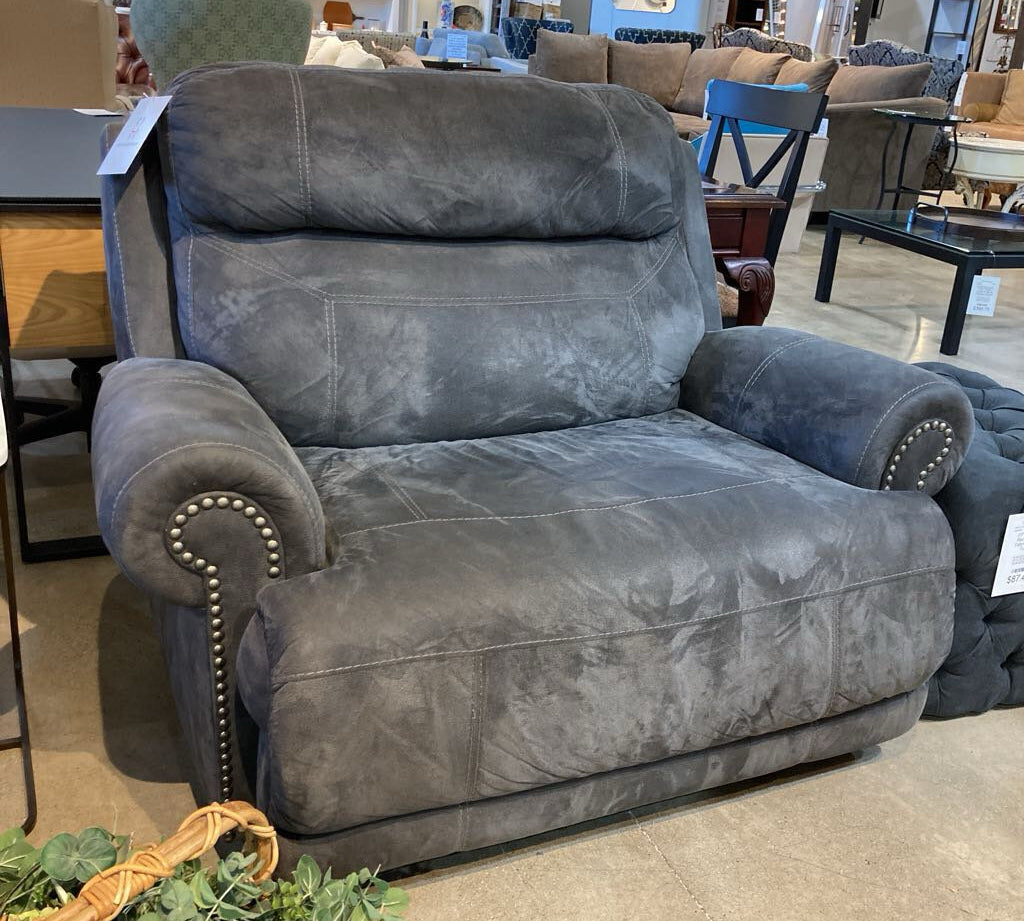 Clonmel Microfiber Wide Manual RECLINERS 55w40d42h