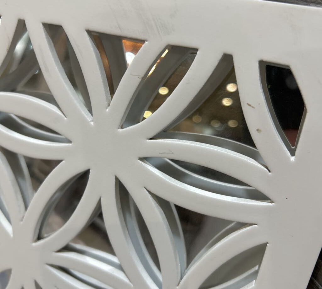 Fretwork Mirrored Pattern ART WORK 16x16