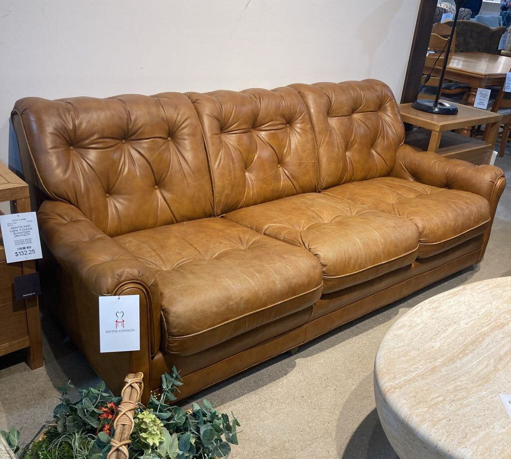 Brewster & Stroud Caramel Tufted Leather SOFA 85w38d32h