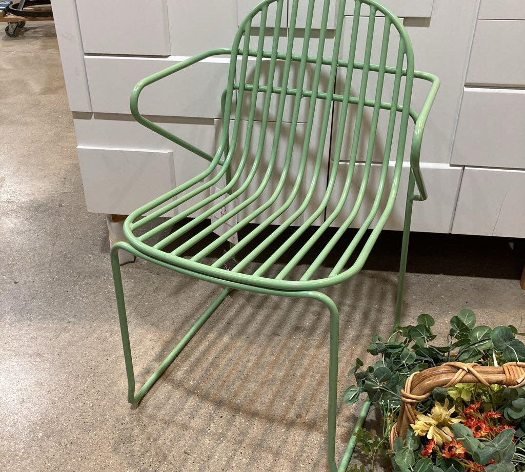 Tate Armchair OUTDOOR Electrophoresis/Avocado Toast 21w19d32h