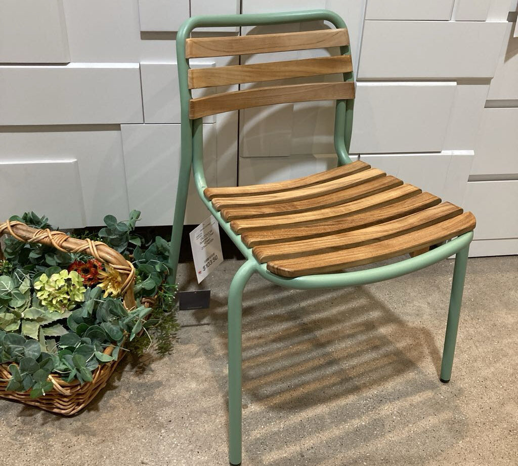 Spence Chair OUTDOOR Green 23w24d30h