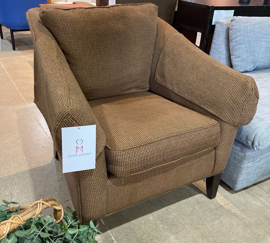 Ethan Allen Upholstered Gibson Armchair CHAIR 33w33d31h