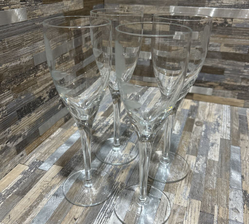 4pc Set Etched Champagne Glasses ACCESSORIES 2.5d8h