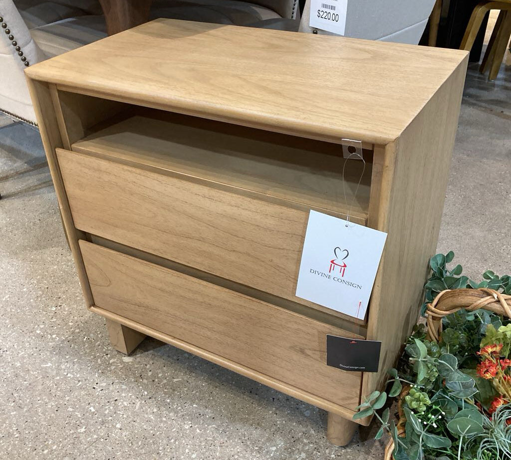 Halmstad 2-Drawer NIGHTSTAND Blonde Oak 24w18d24h