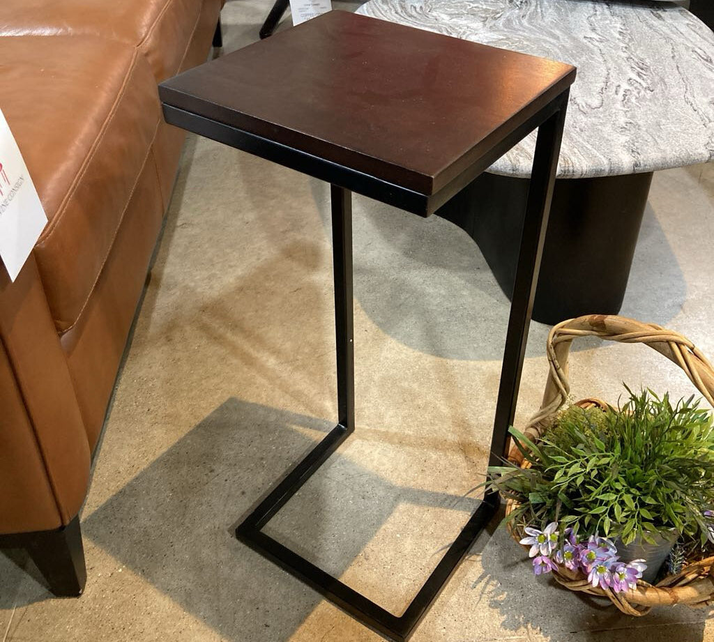 Kilmer SIDE TABLE 11w10d25.5h