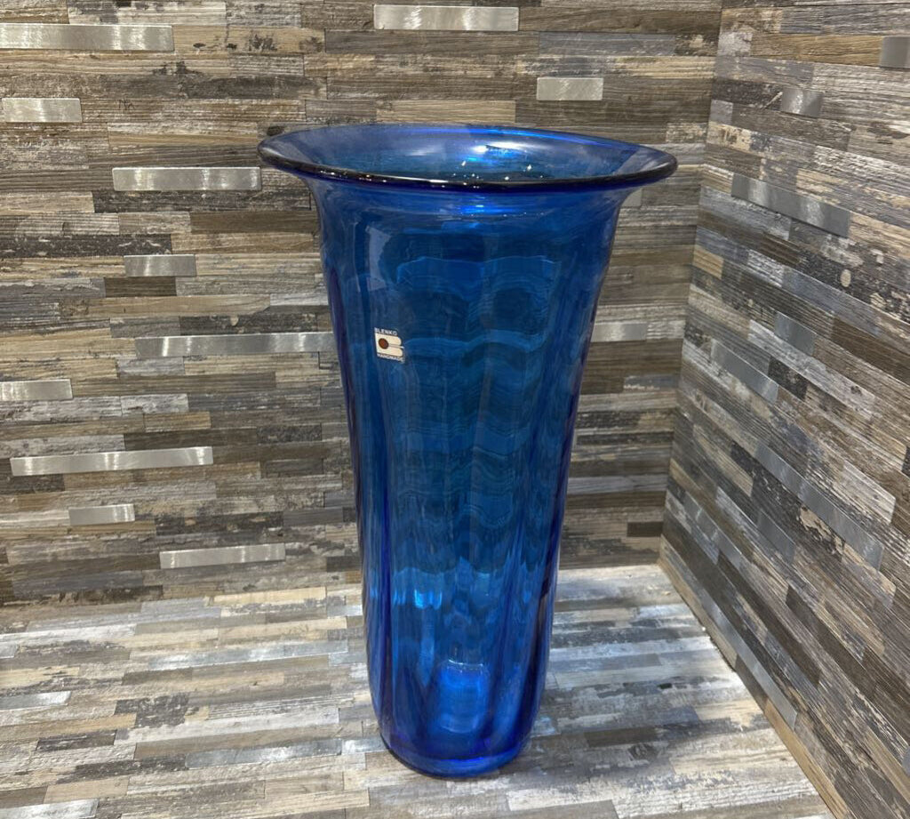 Blenko Glass Blue Paneled Optic Flare Rim Vase ACCESSORIES 8.5d15h