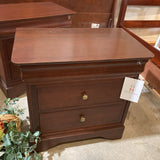 Traditional French 3-Drawer NIGHTSTAND 27w17d26h
