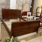 Traditional French Queen Sleigh Bed BEDS 62w88d45h