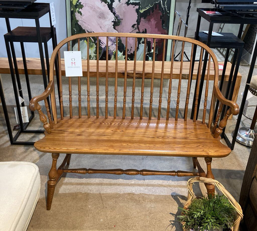 Nichols & Stone Co. Vintage Oak Spindle Back Settee BENCH 43Wx17Dx37H