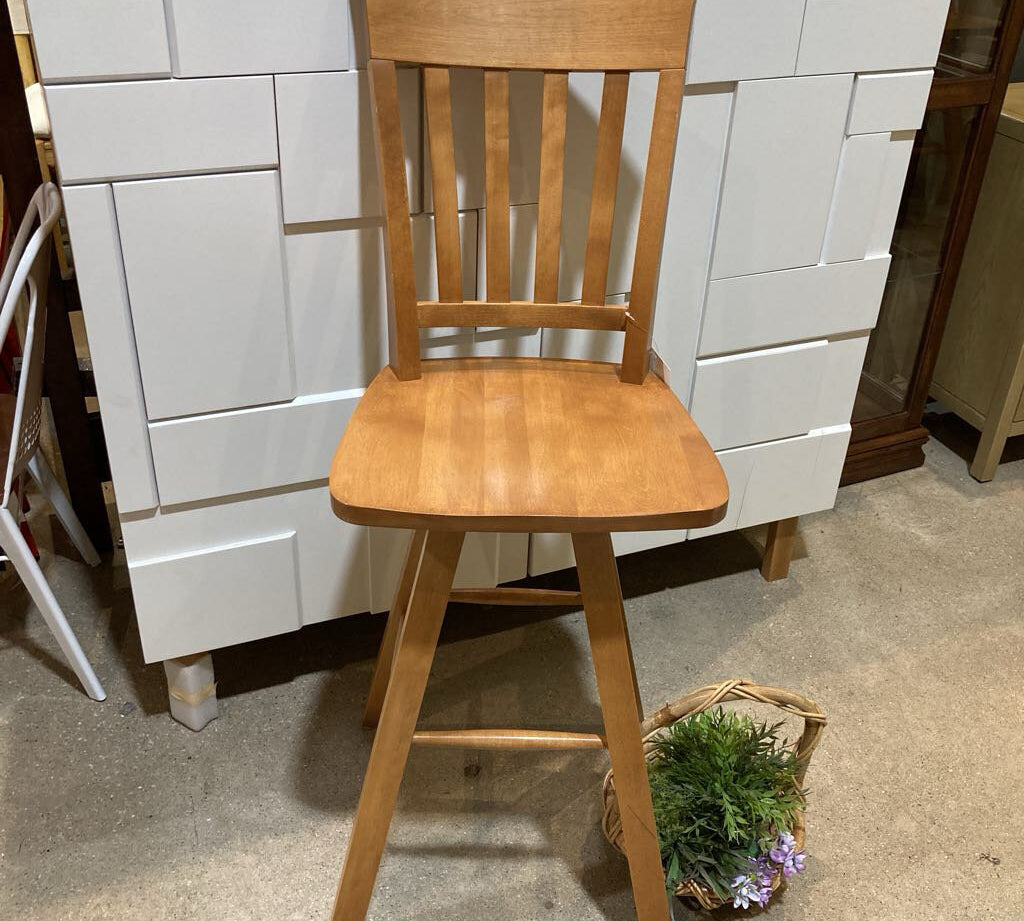 Wood Slatted Swivel Bar Height BAR/COUNTER STOOL 18w17d49h