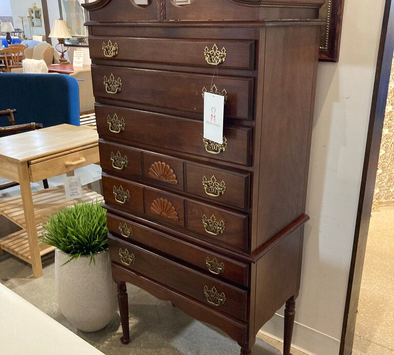 Mahogany Queen Anne Style Highboy 7-Drawer DRESSERS/CHESTS 32w18d72h