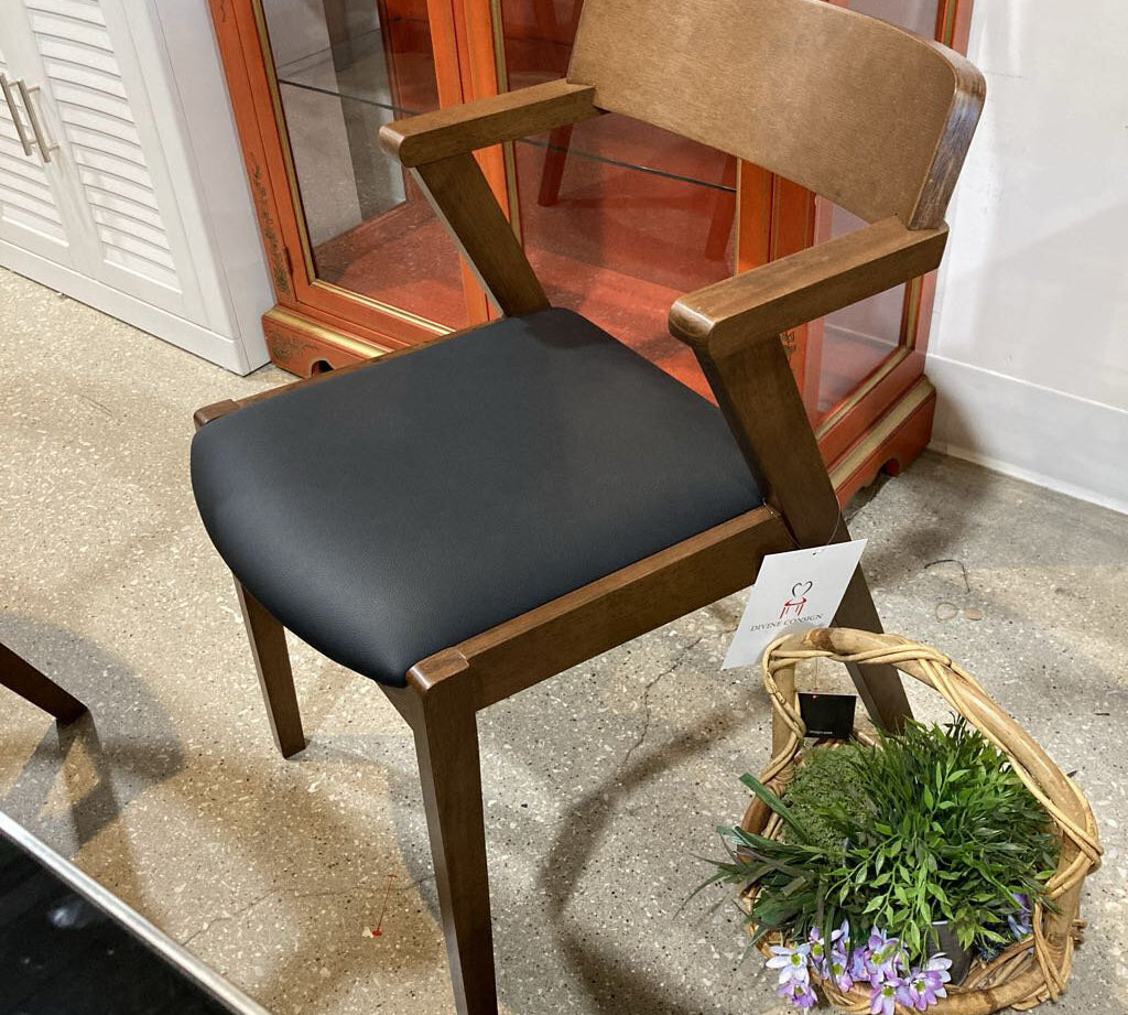 Hoft Home Zola Vegan Leather DINING CHAIRS Black/Walnut 19.5w23.5d30.5h