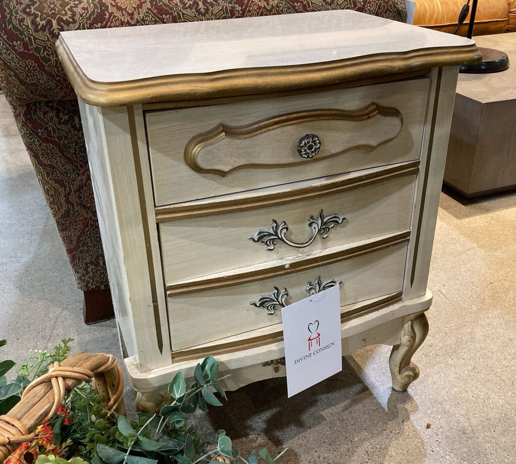 Italianate 70s Vintage 2-Drawer NIGHTSTAND 32Wx17Dx42H