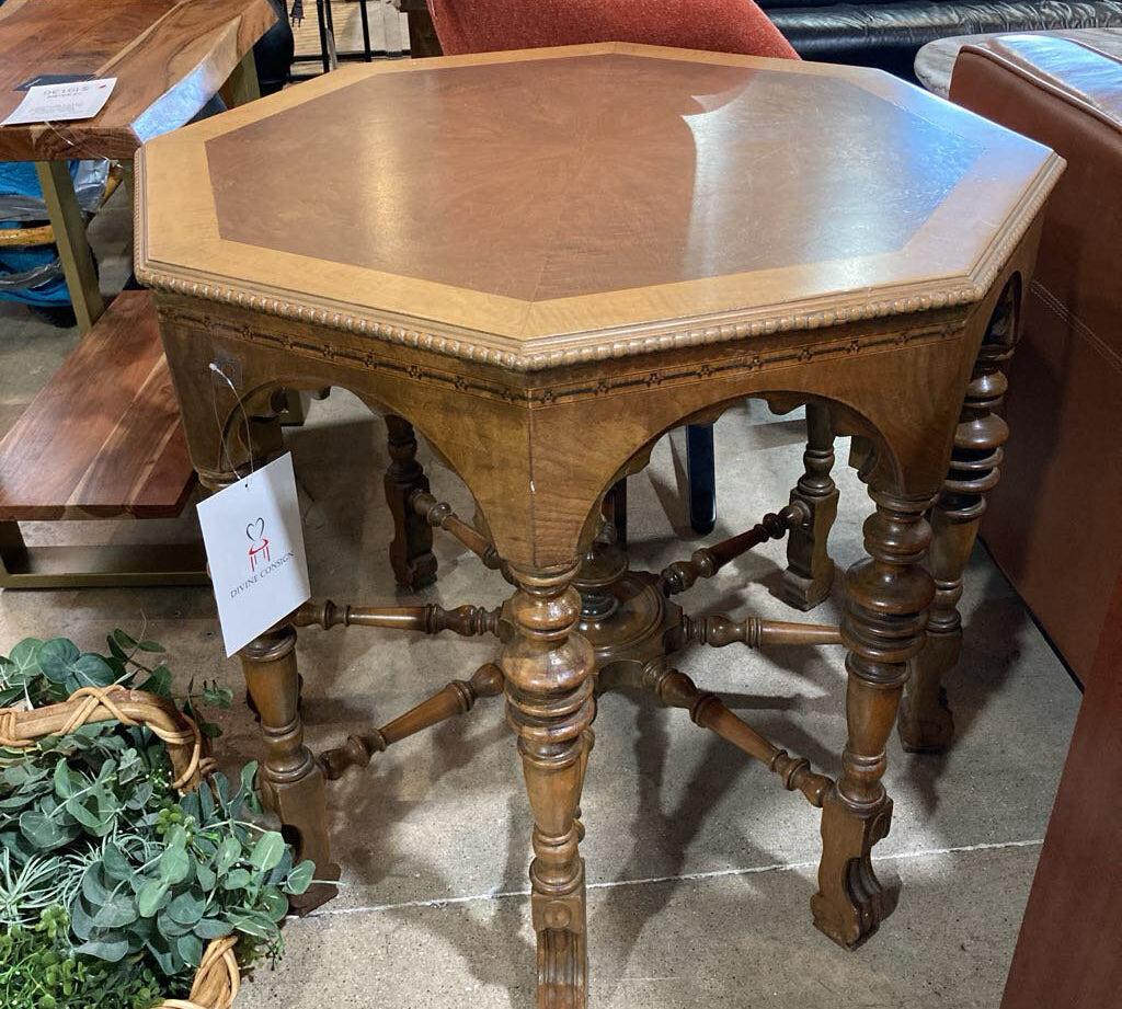 Antique Jacobean Style Octagonal 8-Leg Wood w/ Inlay Marquetry Accents SIDE TABLE 32Wx29H