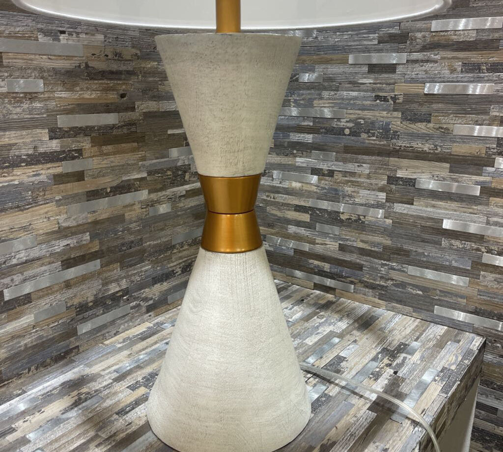 Hourglass Base w/ Brass Accent & Drum Shade TABLE LAMP 16Wx28H