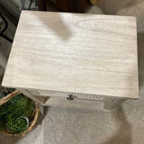 Flagstaff 1-Drawer NIGHTSTAND 20Wx14Dx25H
