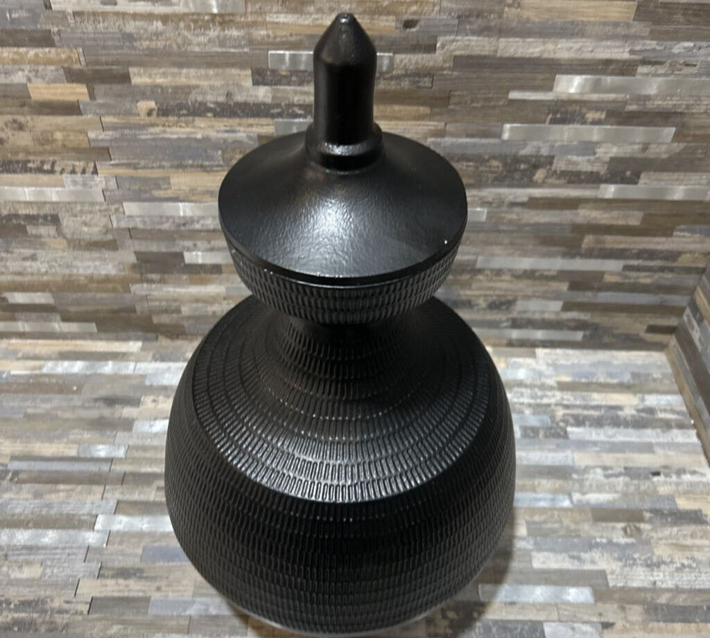 Modern Textured Lidded Vessel GIFT 10d17h