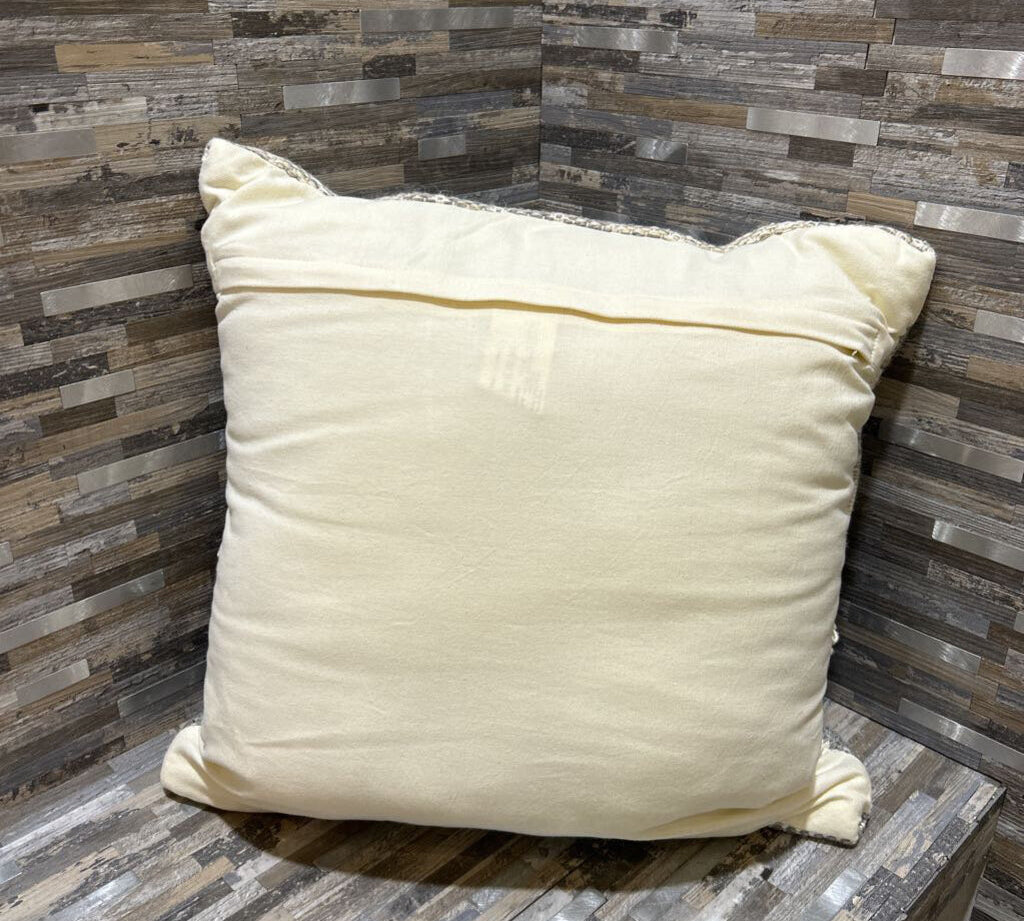 Lorens Pillow ACCESSORIES 20x20