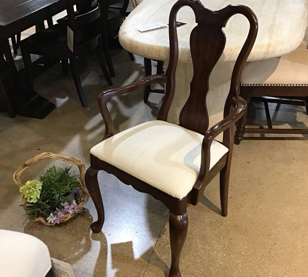Queen Anne Style Captain w/ Upholstered Seat DINING CHAIRS 22w18d38h