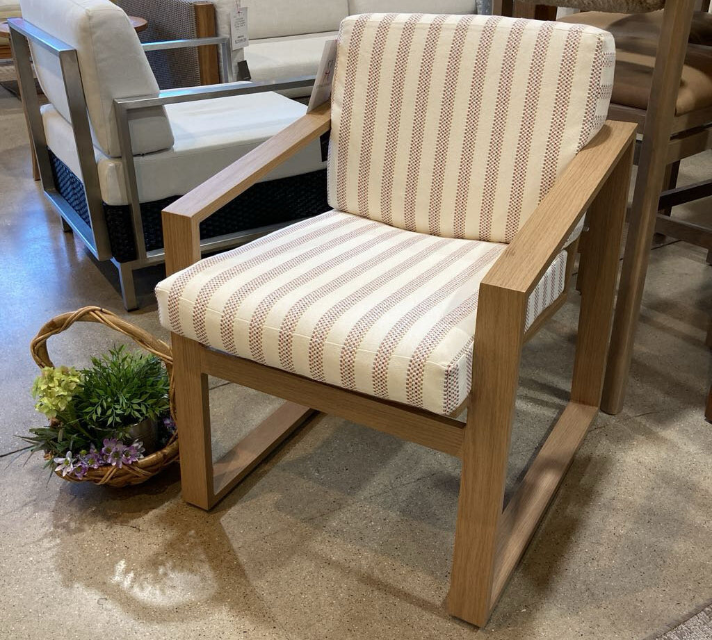 Lloyd Flanders Pursuit Dining Armchair OUTDOOR 25w38d33h
