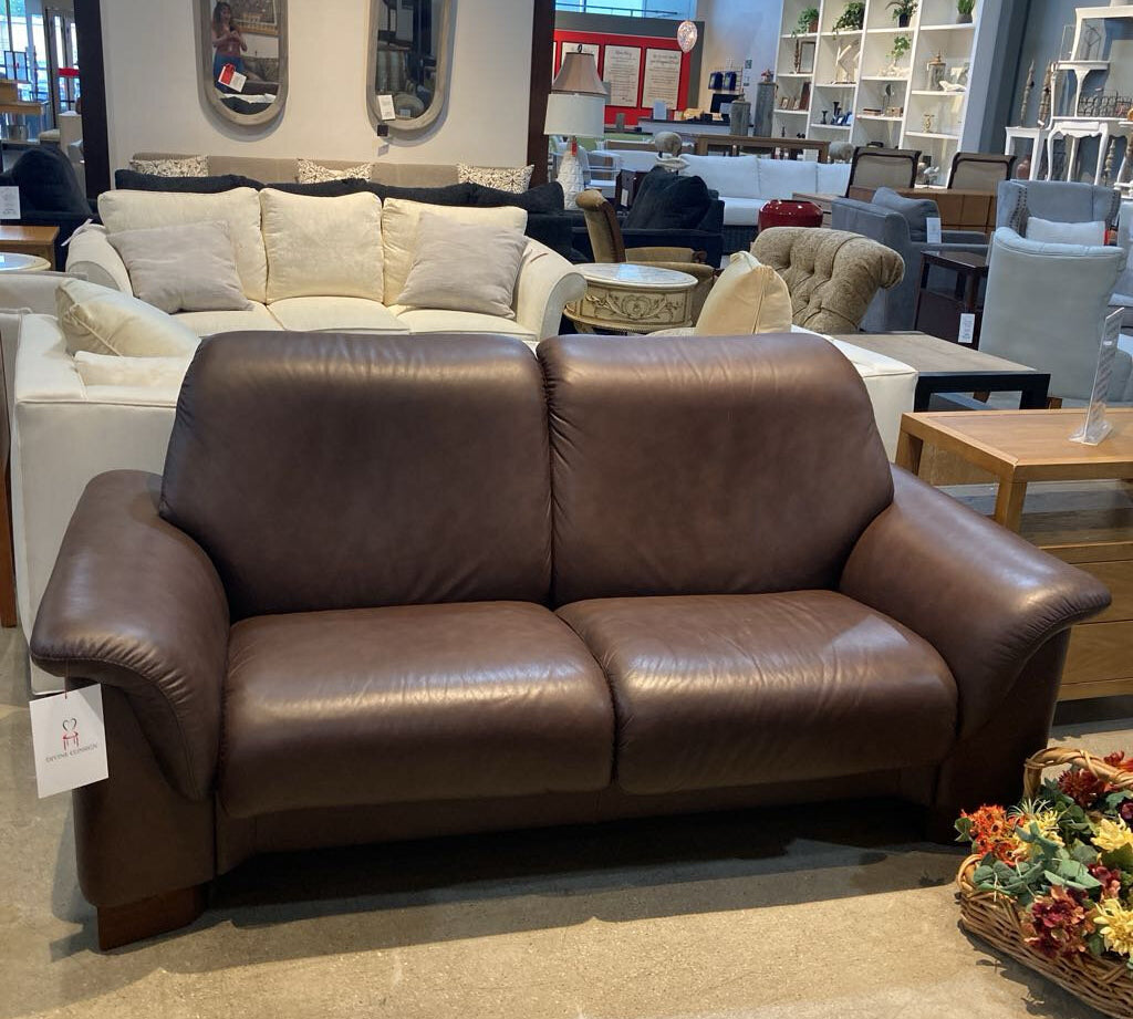 Stressless Brown Leather Ekornes Recliner SOFA Brown 71w32d33h