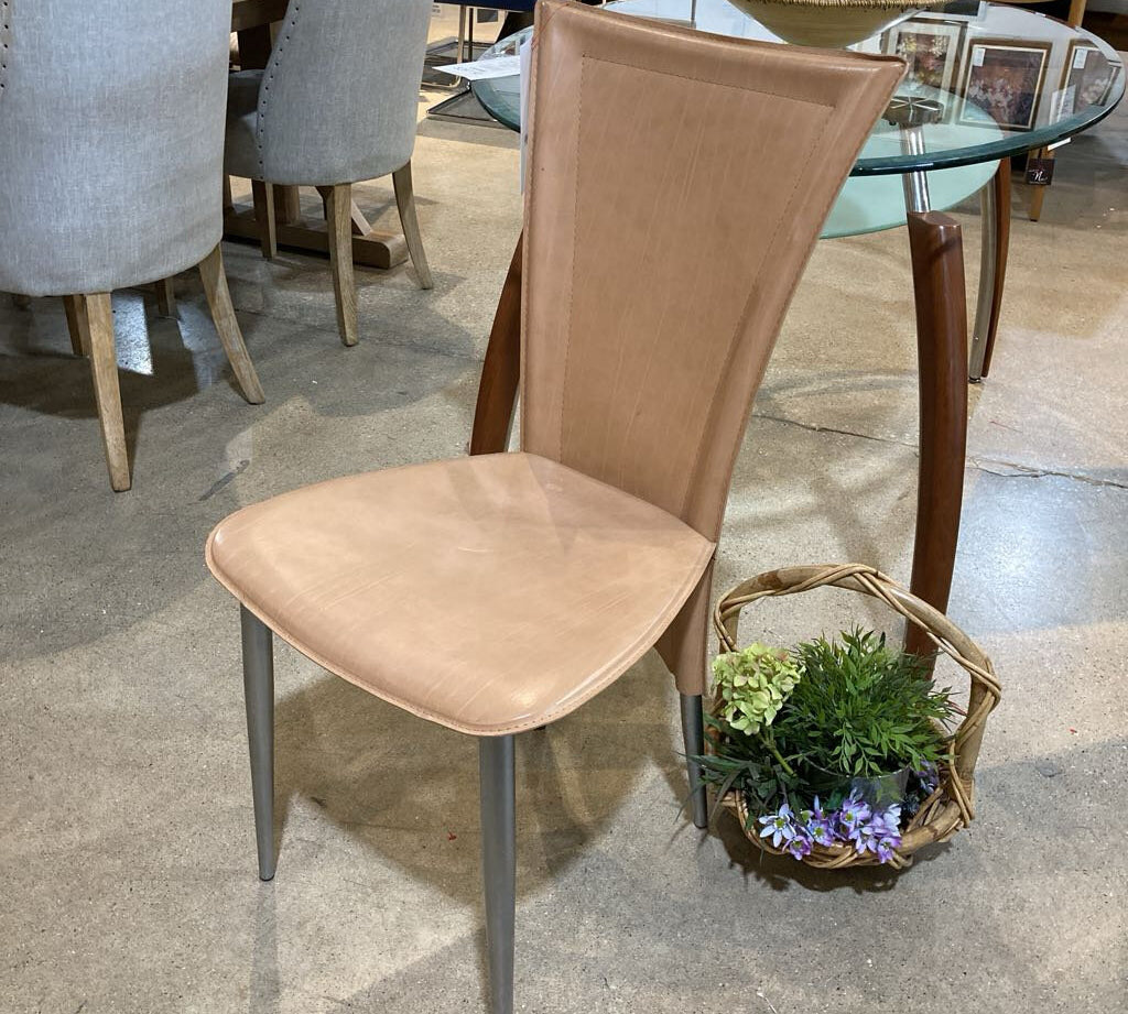 Post Modern Italian Design Leather DINING CHAIRS 17Wx17Dx35H