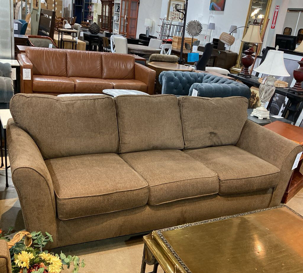 Broyhill Fabric 3-Seat SOFA 86w36d34h