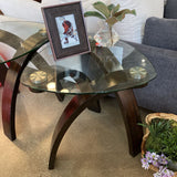 Tri-Leg Glass Top SIDE TABLE 23Wx24H