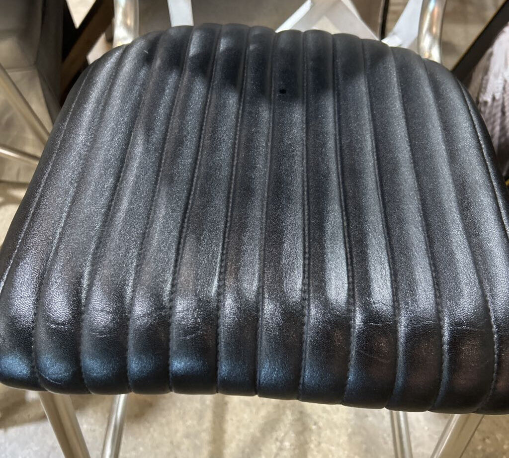 Waylen Leather & Iron BAR/COUNTER STOOL 17w22d43h