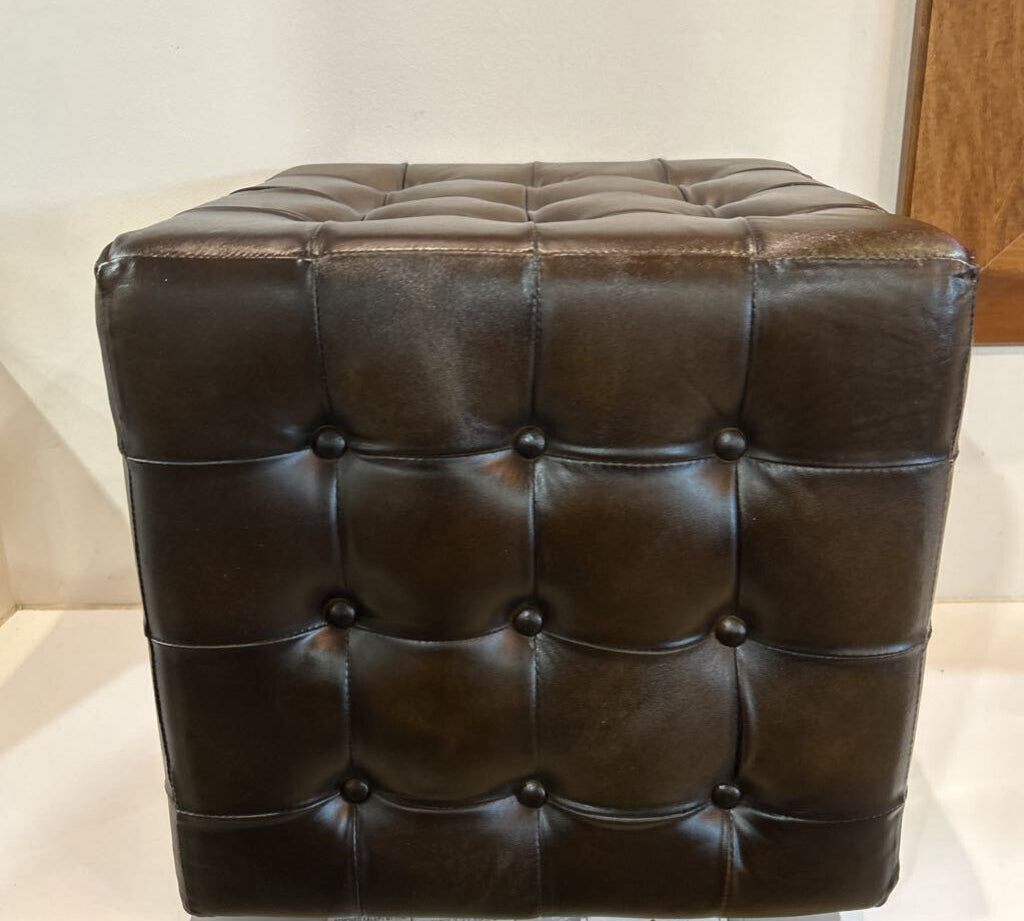 Leon Leather Cube Ottoman OTTOMANS 18w18d18h