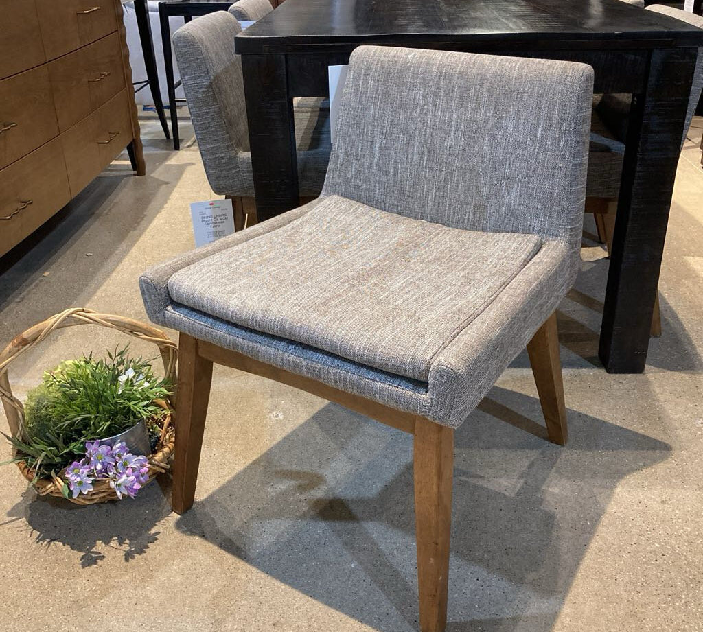 Bryght Co. MCM Upholstered Fabric DINING CHAIRS 22w22d29h