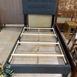 Upholstered Button Tufted Full Bed BEDS Gray 41w7947h