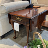 Mersman Queen Anne Solid Cherry Drop Leaf END/SIDE TABLE 18w27d22h
