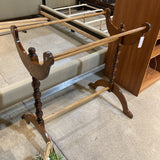 Wood Quilt Rack ACCESSORIES 31Wx24Dx33