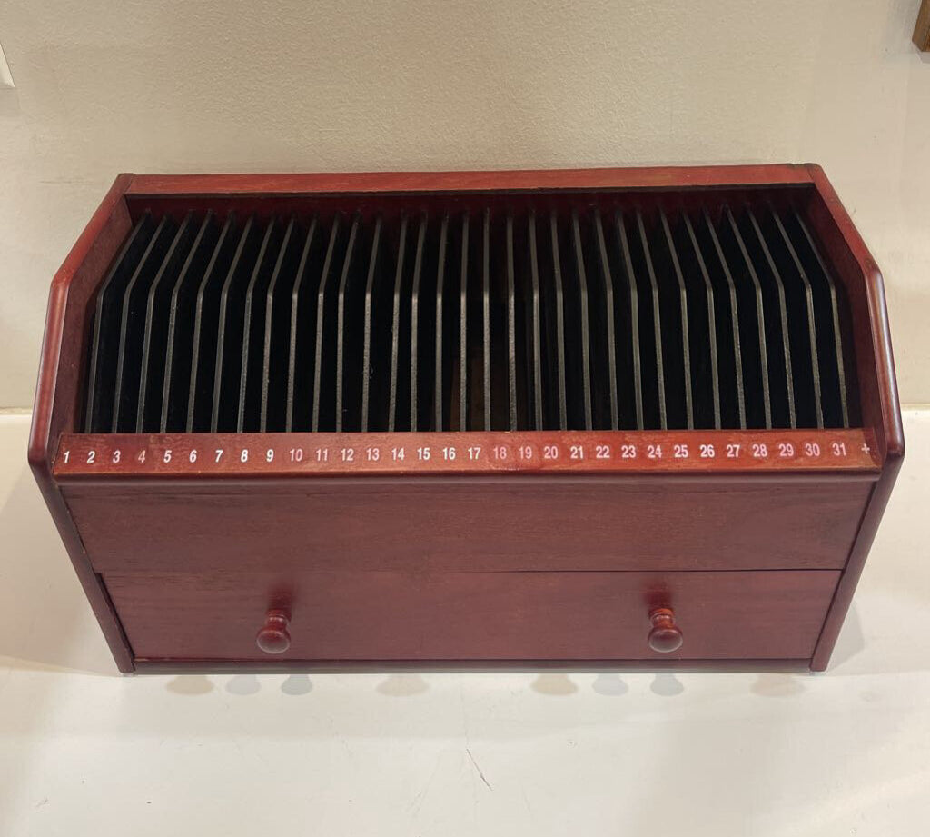 Vintage Desktop 31 Day Mail Organizer ACCESSORIES 17Wx8Dx9H
