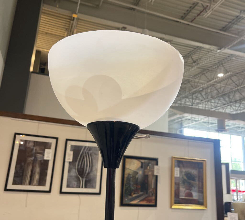 Slender Vinyl Shade Torchier FLOOR LAMP 10Wx71H