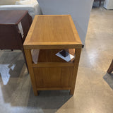 Celine 2-Drawer NIGHTSTAND Honey/Gold 28w17d27h