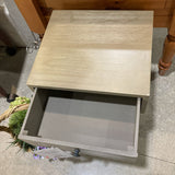 Deldridge 1-Drawer END/SIDE TABLE 16w14d22h