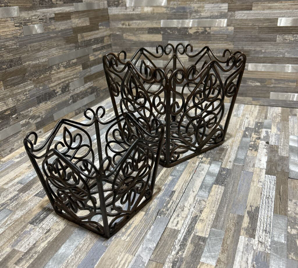 2pc Set Scrollwork Plant Holders ACCESSORIES 6.5w6.5d6h