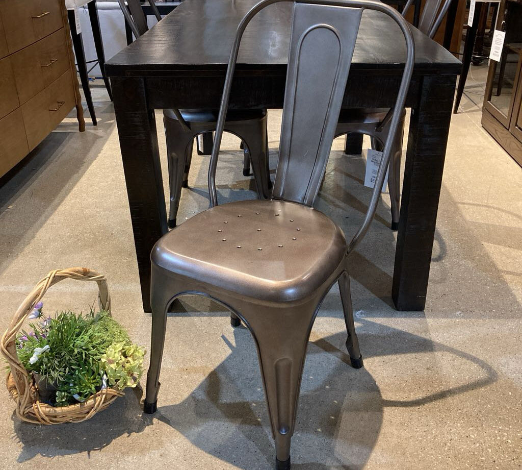 Metal Bistro Chair DINING CHAIRS 17w17d36h