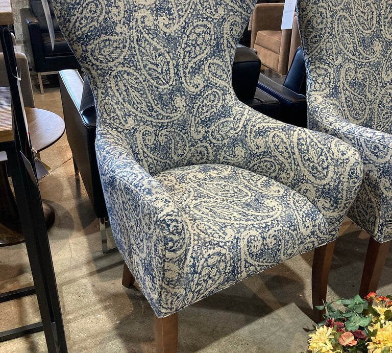 Crate & Barrel Modern High Wingback Paisley Pattern CHAIR Blue / White 26Wx25Dx44H