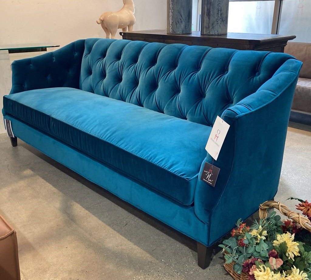 Universal Furniture Camby SOFA Teal 85w37d34h