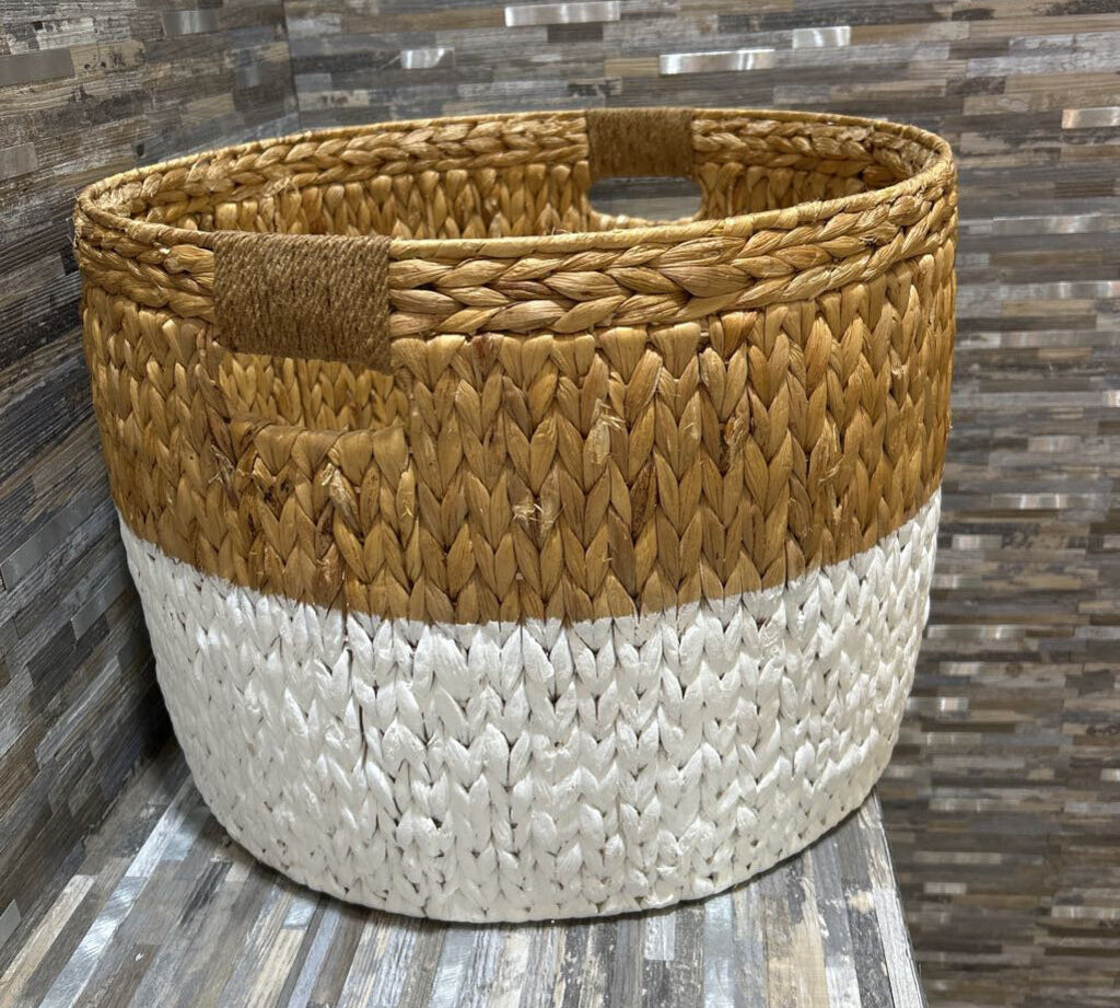 Two-Tone Woven Storage Basket ACCESSORIES 19d14h